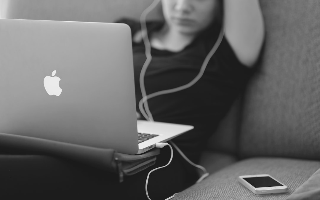 Ultimate Guide to Hosting Interactive Virtual Classes Online