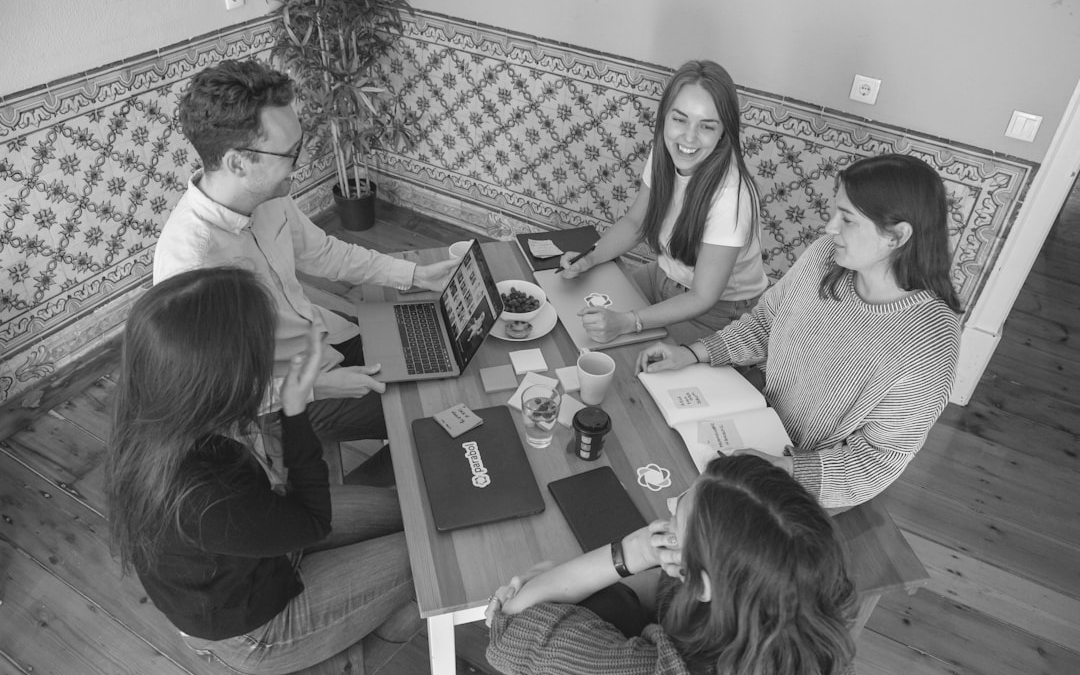 3 Ways of Writing Courses for Internal or External Training